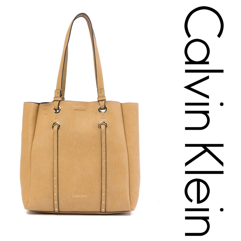 Calvin Klein Cora Bubble Lamb Novelty Tote - Picture 2 of 7